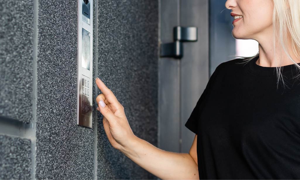 顔認証システム